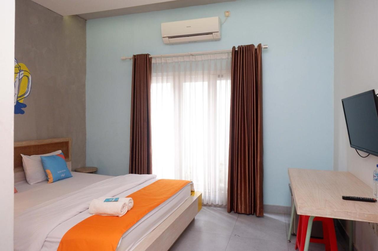 Sans Hotel Absari Yogyakarta Jarakan Luaran gambar